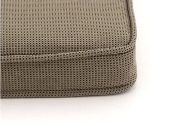 Taupe acryl kussens