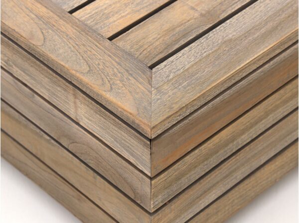 Rough furniture tuintafels