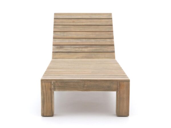 Bruin houten ligbedden
