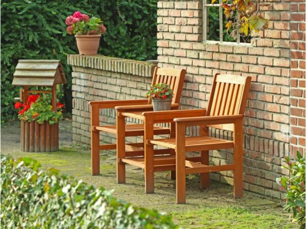 Taupe houten tuinbanken