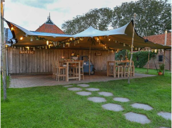Rough furniture tuintafels